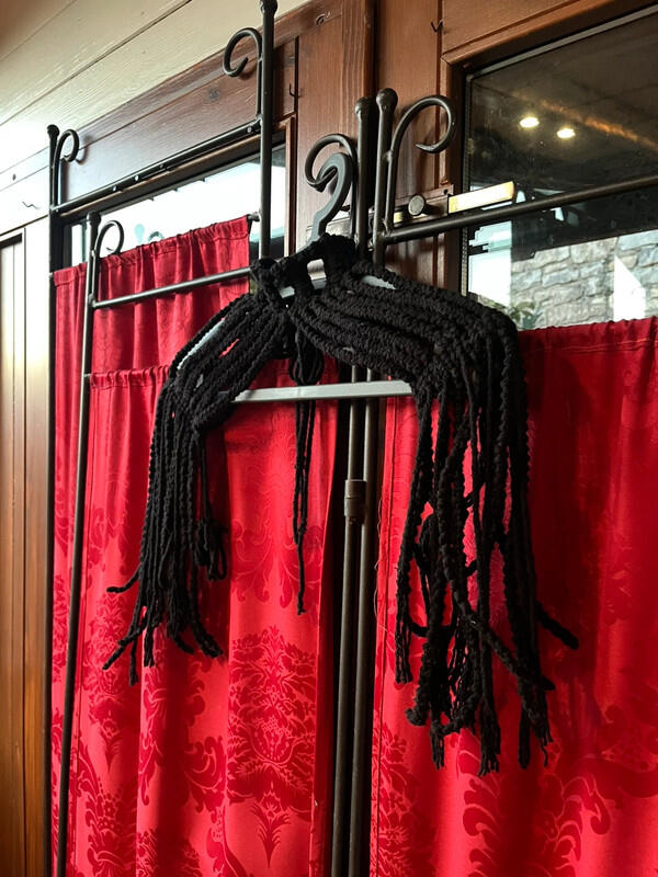 SHAWL